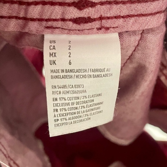 American Eagle Midi Stretch Shorts Women’s Size 2 Maroon Chino  Y2K streetware - Picture 8 of 8